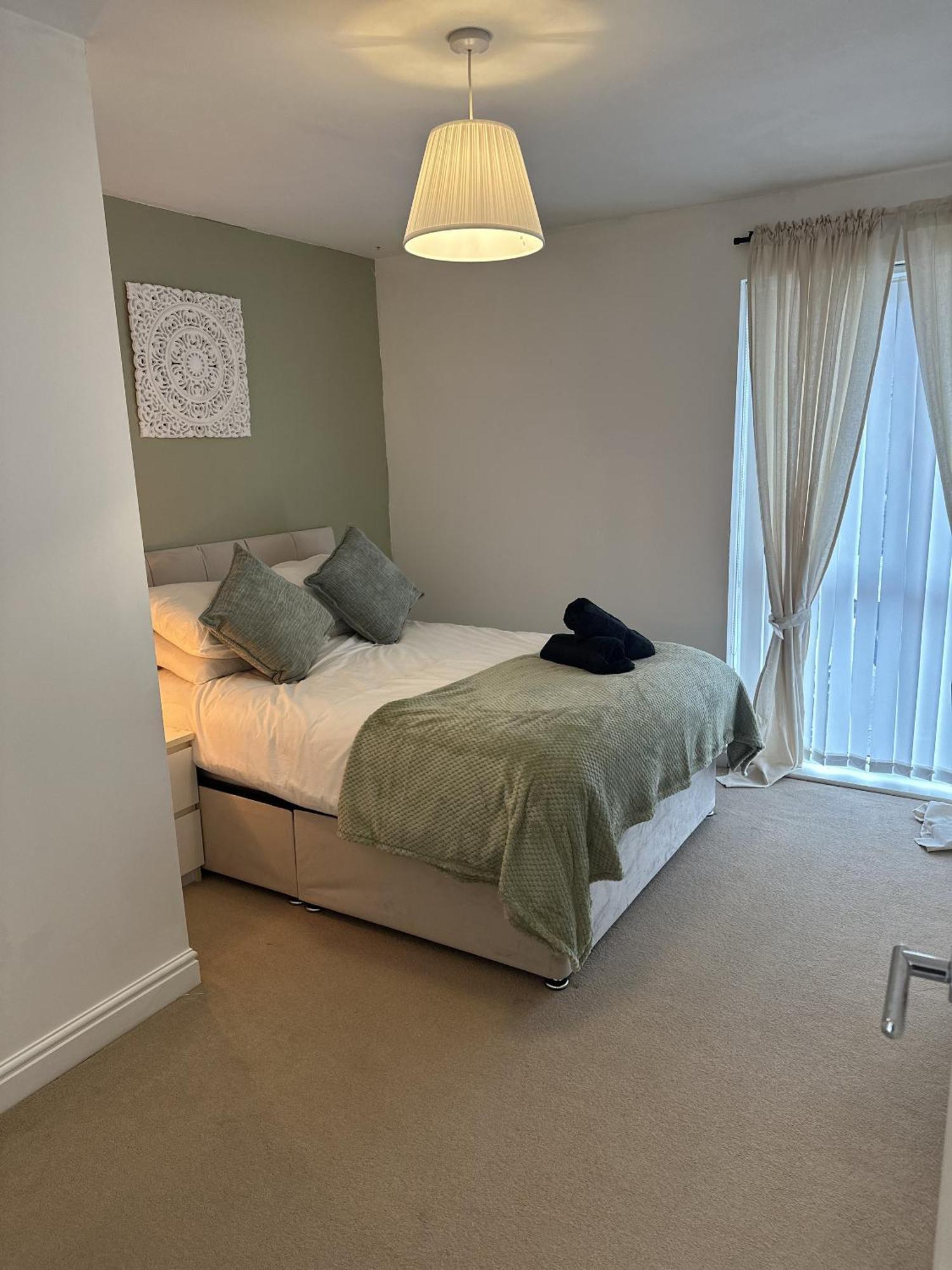 2 Bdr City Centre Apartment With Parking 卡迪夫 外观 照片